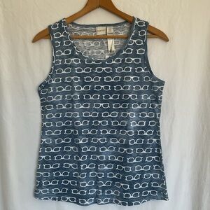 🌱NWT Chico's Zenergy Blue top with white optical frames